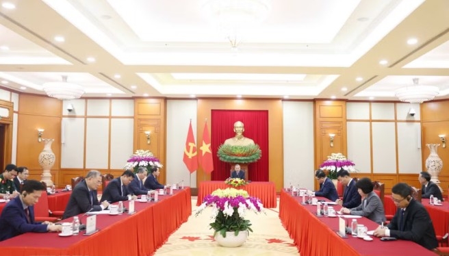 Party chief, State President To Lam holds phone talks with Australian PM